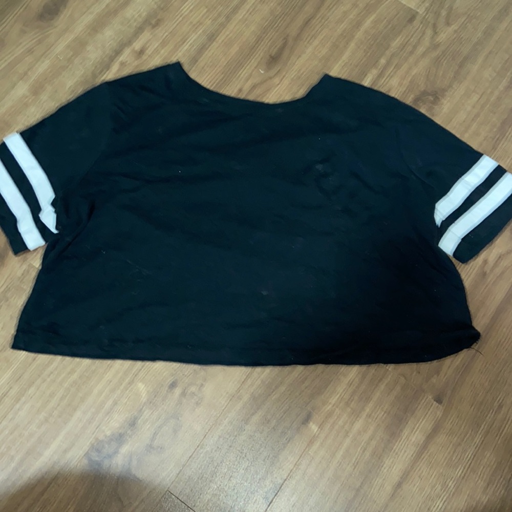 Black crop top, size L